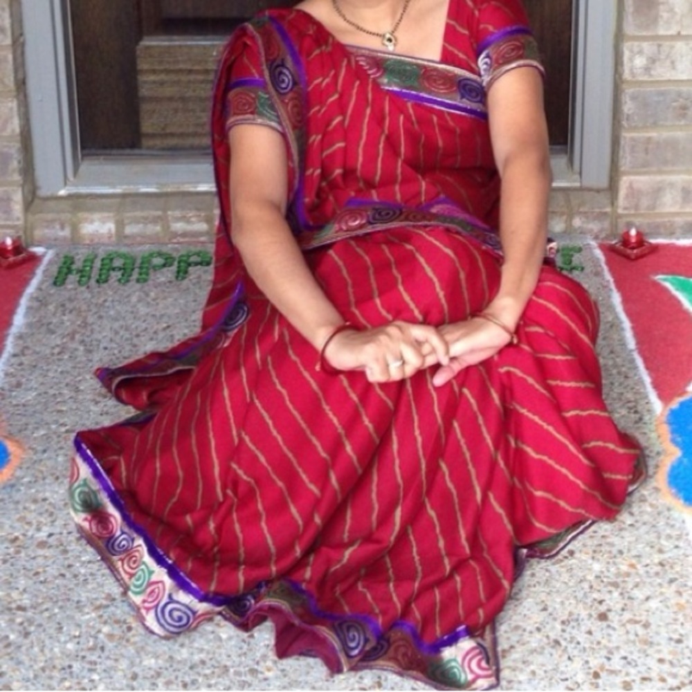 Maroon and green sari, Laheriya saree with blouse two pieces set size M